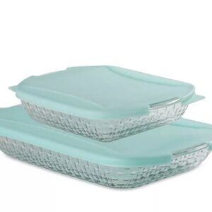 Basketweave Embossed 4-Piece Bakeware Bundle ( new with box)